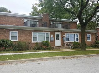701 E Maple Ave APT A, La Grange, IL 60525