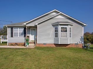 222 Malibu Canyon Dr, Columbia, TN 38401