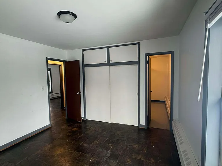 68 Langley St — Photo 10