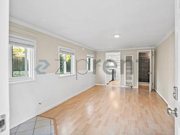 3rd image of 228 Los Gatos Blvd #2
