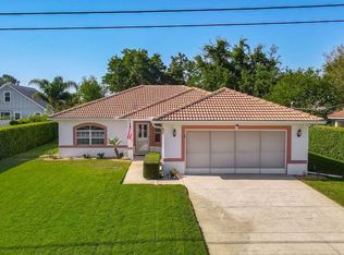 60 Rolling Sands Dr, Palm Coast, FL 32164
