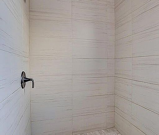 29th image of 3709 Roslyn Dr
