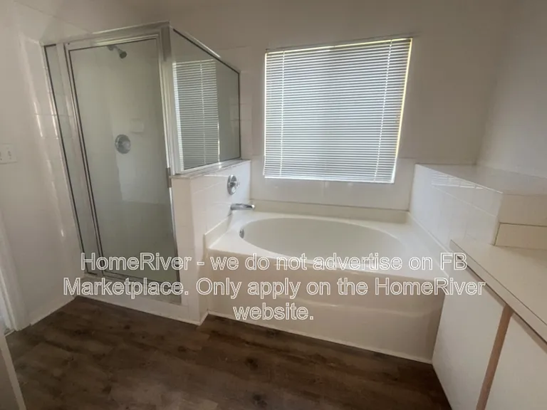 12972 Fennway Ridge Dr — Photo 6