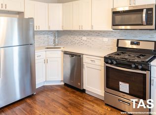 2858 N Drake Ave, Chicago, IL 60618