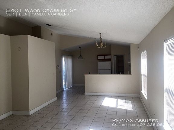 3rd image of 5401 Wood Crossing St