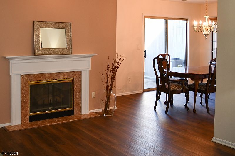 1st image of 28 Kayser Ln