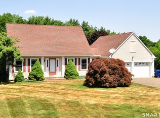 17 Carpenter Lane, Windsor, CT 06095