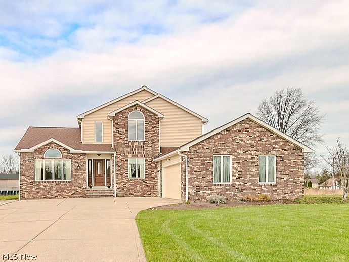 1st image of 2870 Istra Ln