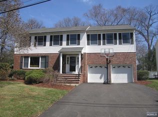 170 Vincent St, Hillsdale, NJ 07642