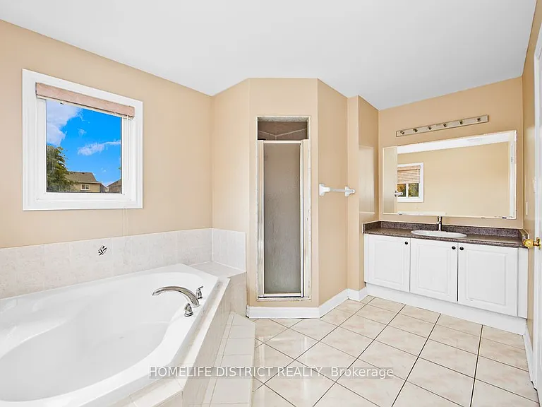 47 Ball Cres — Photo 19