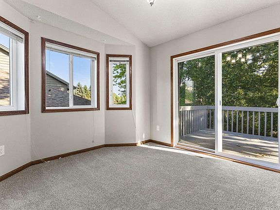 5th image of 1434 Eastlake Dr