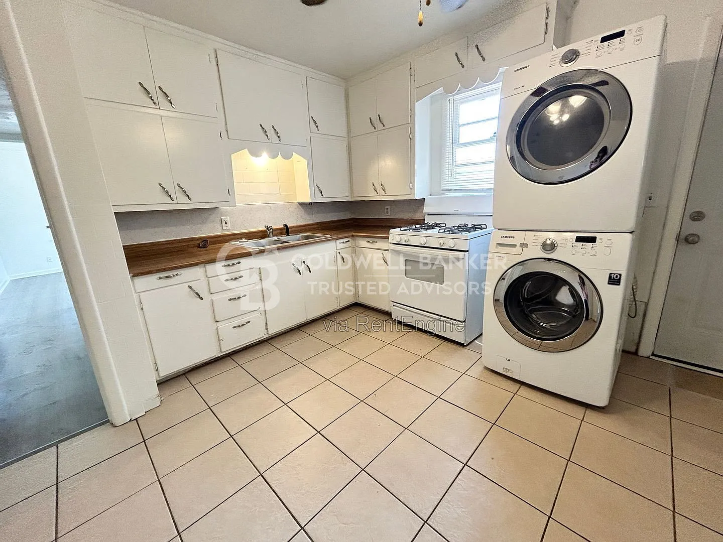 2 bed, 1.0 bath, 1135 sqft, $999 — Photo 4