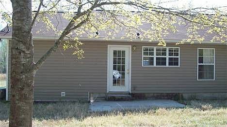 4th image of 305 Huntington Cir
