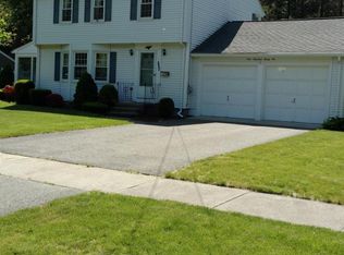 136 Burbank Rd, Longmeadow, MA 01106
