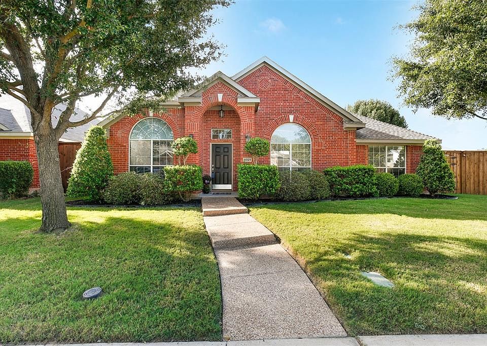 1st image of 6021 Vineyard Ln