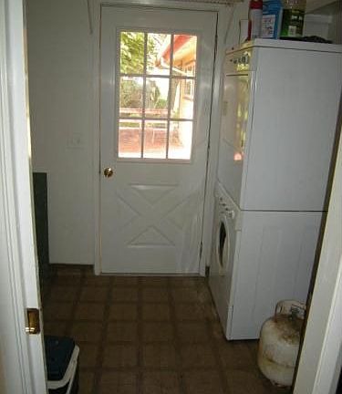 2nd image of 2724 Sales Ln