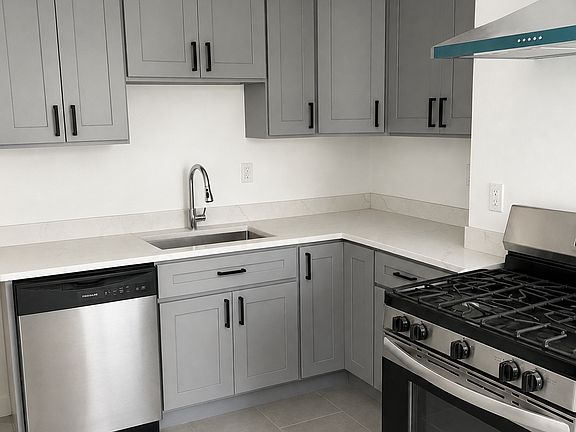 4th image of 2 Harvard Ave APT 2