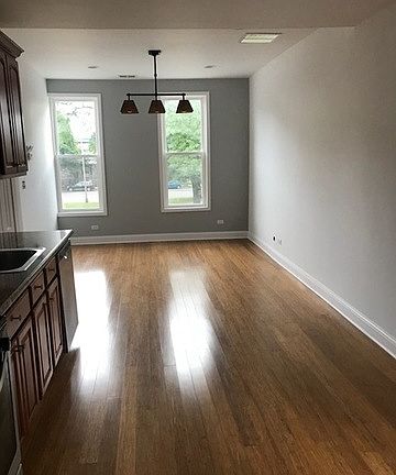 4th image of 3436 S Western Ave