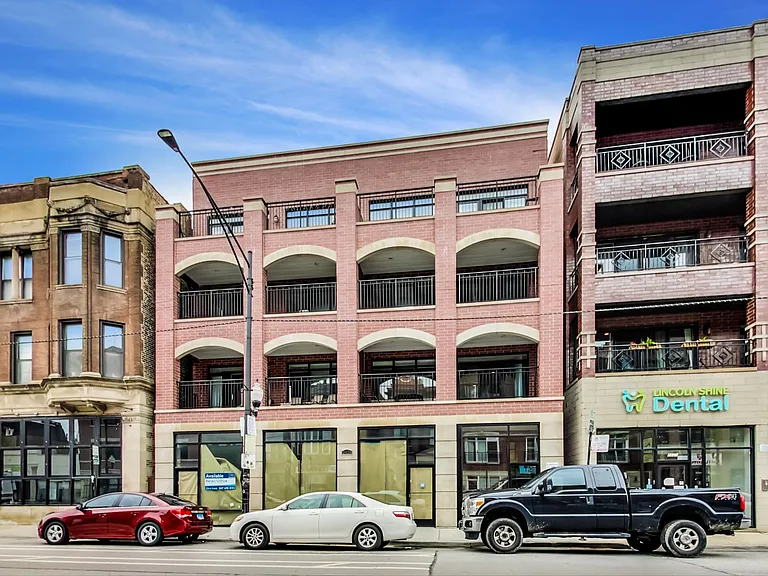 2618 N Halsted St #4N — Photo 1