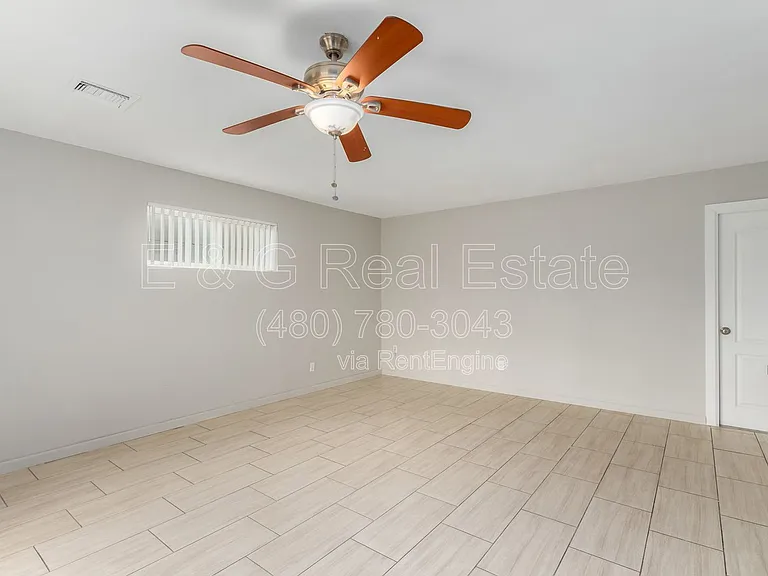 103 E Del Rio Dr — Photo 14