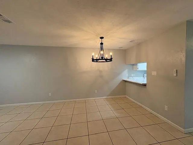 1104 Greentree Ct — Photo 22