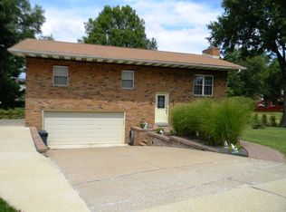 289 Andes Dr, Glen Carbon, IL