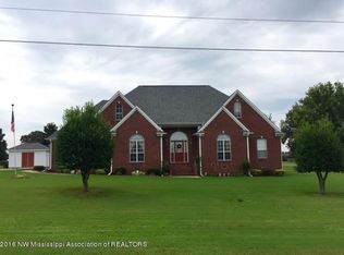 100 Courtney Cv, Senatobia, MS 38668