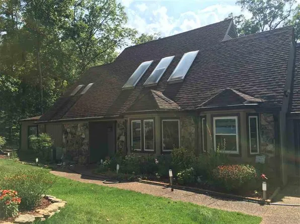 4221 Cedar Point Rd, Lakeland, TN 38002