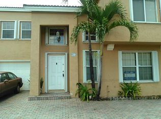 955 NW 126th Ct, Miami, FL 33182