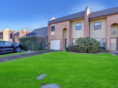 124 Southgate Circle, Massapequa Park, NY, 11762