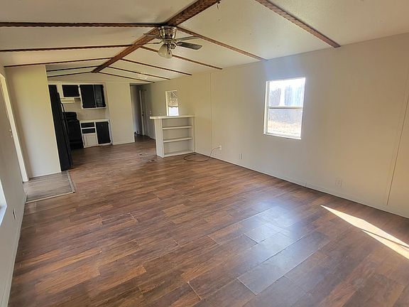 2nd image of 200 Brackett Ln