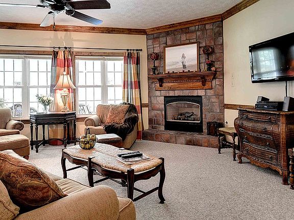 5th image of 8242 Wrenfield Dr