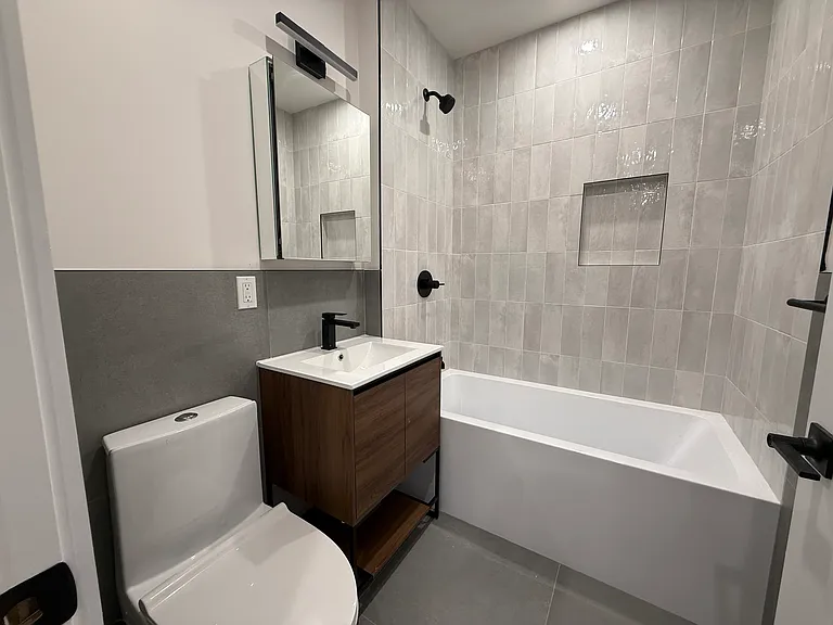 2324 Bedford Ave #2B — Photo 7