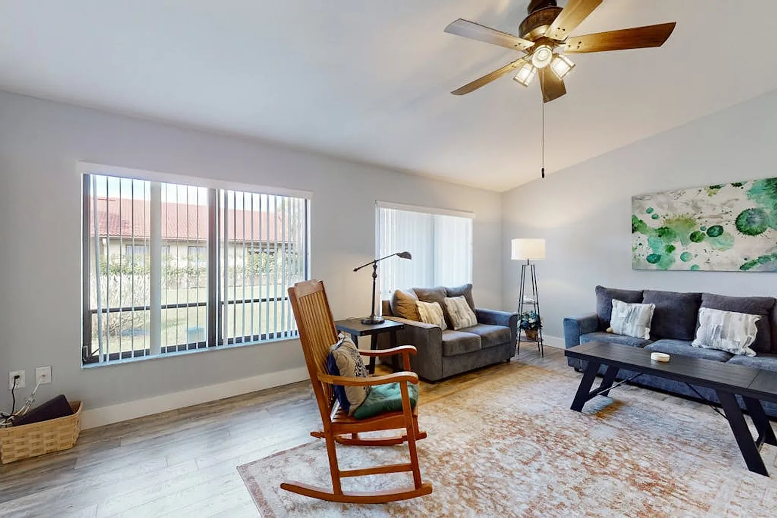 2 bed, 2.0 bath, 1345 sqft, $2,430 — Photo 2