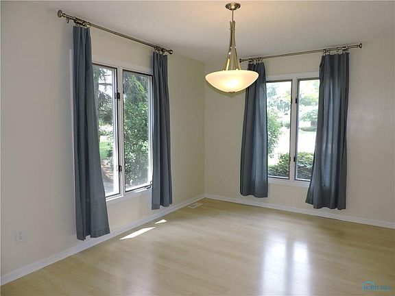 5th image of 6734 Pine Creek Dr #6734