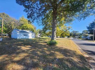 501 N Market St, Sparta, IL