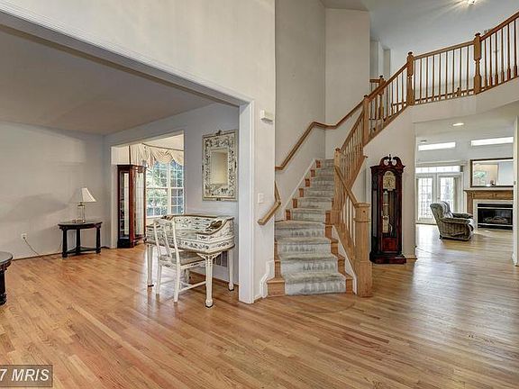 5th image of 3509 Chambray Way