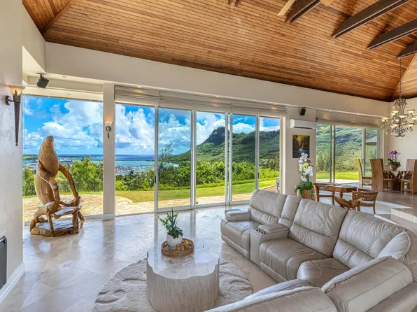 2313 Hulemalu Rd, Lihue, HI 96766