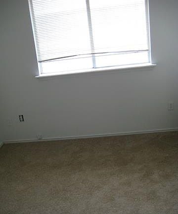 5th image of 336 Teakwood Ln