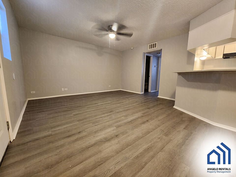 Cross Keys Apartments 1222 S Abe St San Angelo TX Zillow