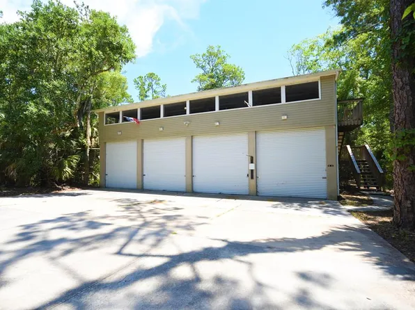 2 6th St, Perry, FL 32359