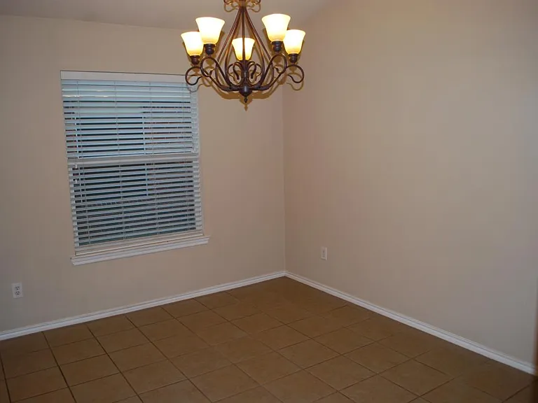 4713 Fox Sedge Ln — Photo 11
