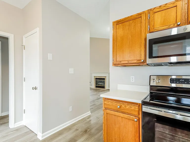 12113 Cartgate Ln — Photo 10