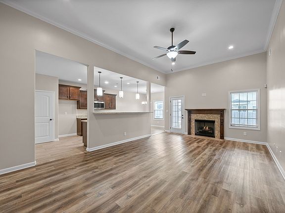 4th image of 1581 Kestrel Dr