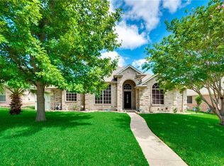 1717 Chapman Dr, Mesquite, TX 75149
