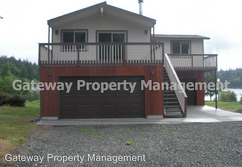 1st image of 471 E Hillcrest Dr