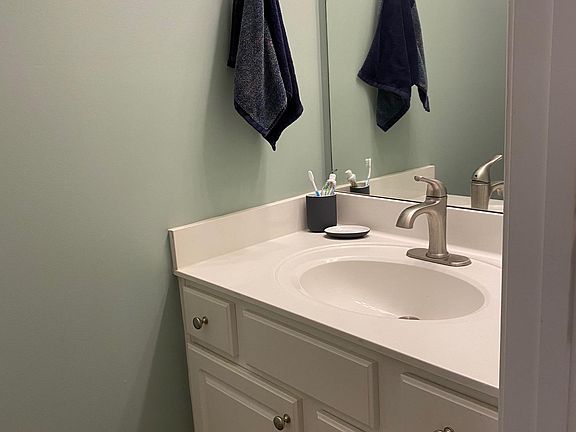 first floor 1/2 bath