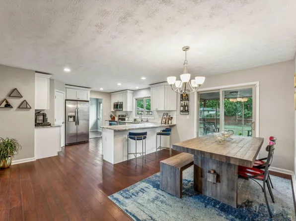 2925 Clermont Rd, Columbus, OH 43209