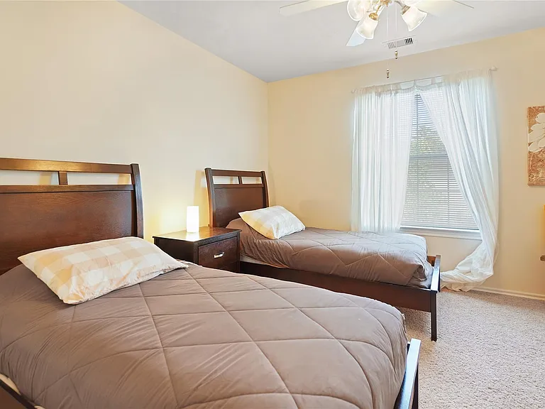 211 Bloomhill Pl — Photo 20
