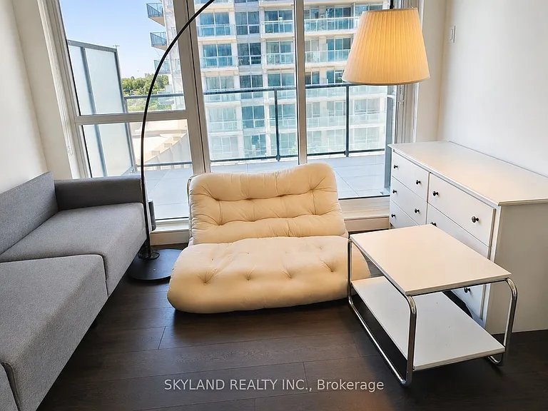 27 McMahon Dr #608 — Photo 28